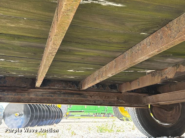 image for item EX4532 2009 Behnke Enterprises utility trailer