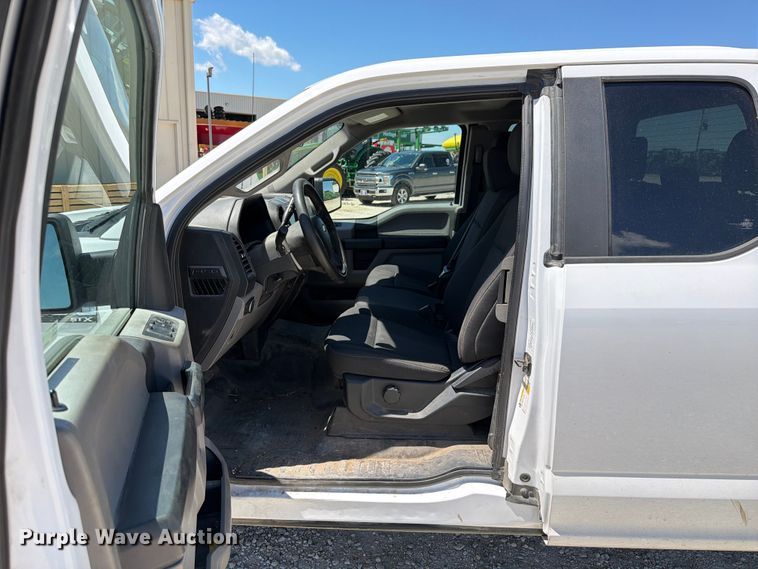 image for item EX4533 2020 Ford F150 STX Ext. Cab pickup truck