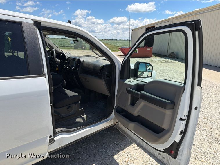 image for item EX4533 2020 Ford F150 STX Ext. Cab pickup truck