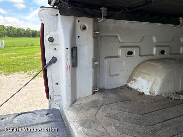 image for item EX4539 2022 Chevrolet Silverado 1500 Ext. Cab pickup truck