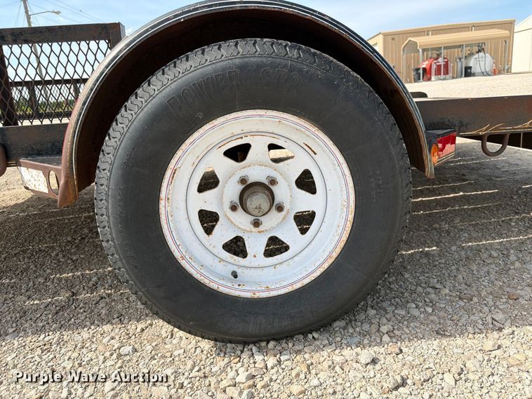image for item EX5506 2004 Neal equipment trailer