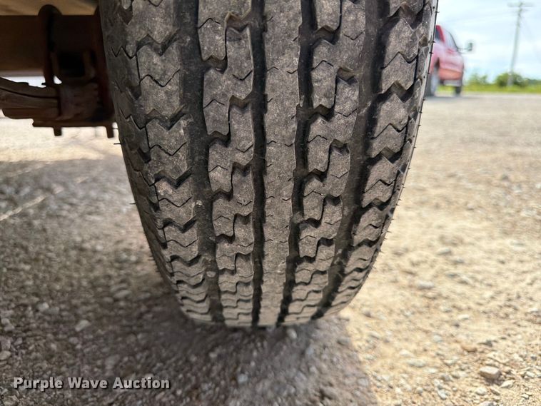 image for item EX5506 2004 Neal equipment trailer