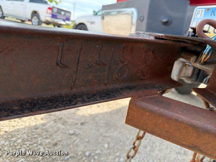 image for item EX5506 2004 Neal equipment trailer