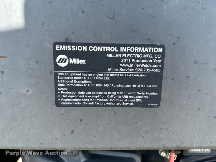 image for item EX5518 2011 Miller Blue Star DX welder/generator