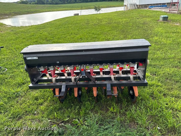 image for item FB5709 Seeder