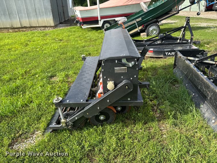 image for item FB5709 Seeder