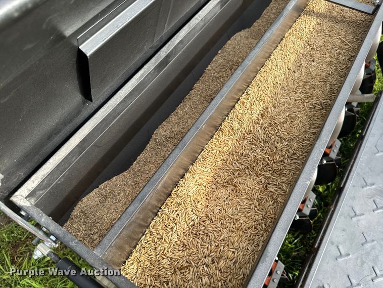 image for item FB5709 Seeder