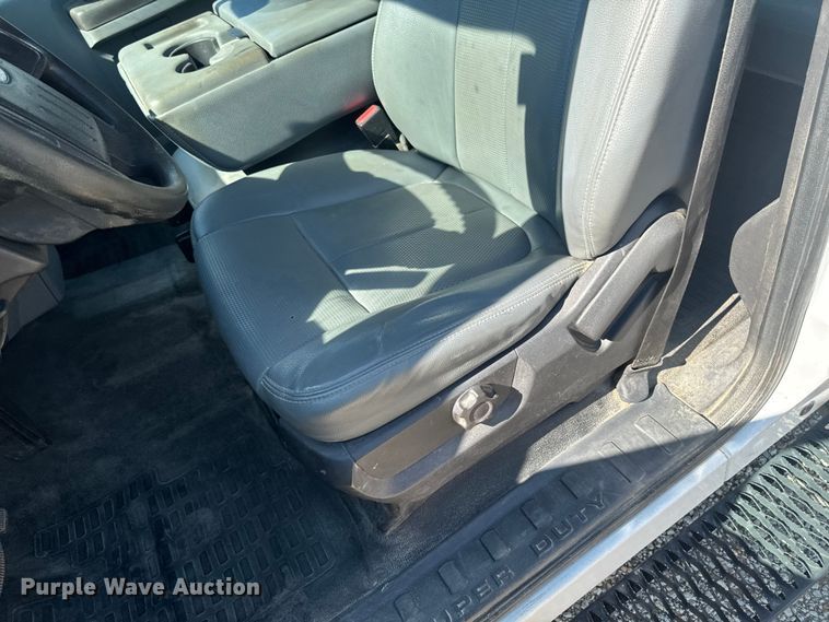 image for item FB5720 2013 Ford F250 Super Duty Crew Cab utility bed pickup truck