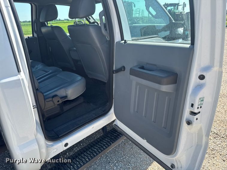 image for item FB5720 2013 Ford F250 Super Duty Crew Cab utility bed pickup truck