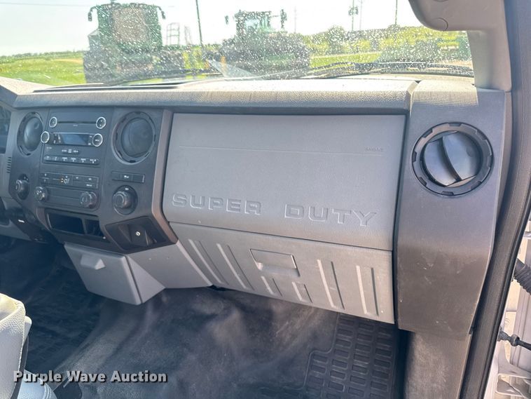 image for item FB5720 2013 Ford F250 Super Duty Crew Cab utility bed pickup truck