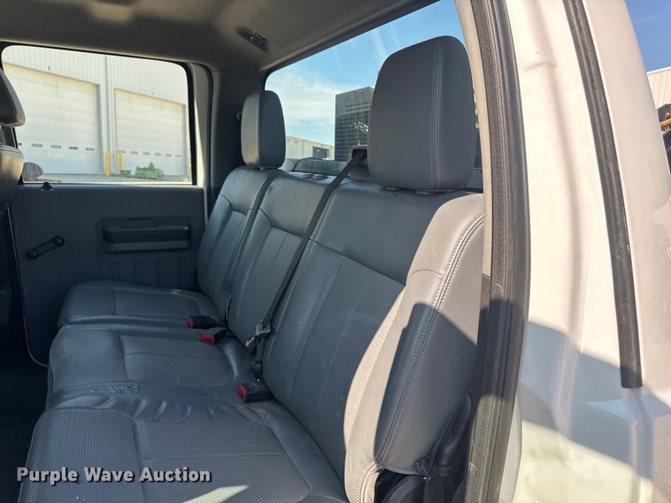 image for item FB5720 2013 Ford F250 Super Duty Crew Cab utility bed pickup truck