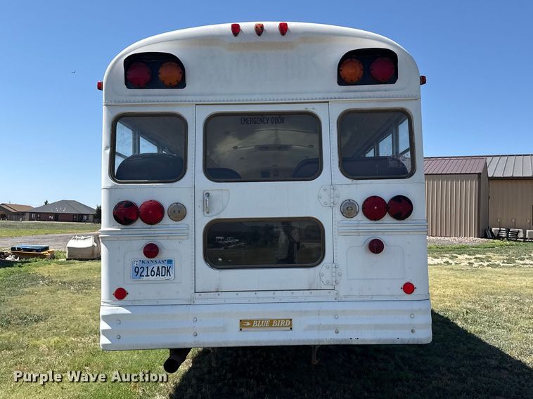image for item FB6745 1993 Chevrolet  B7 school bus