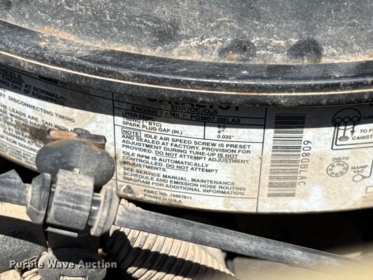 image for item FB6745 1993 Chevrolet  B7 school bus