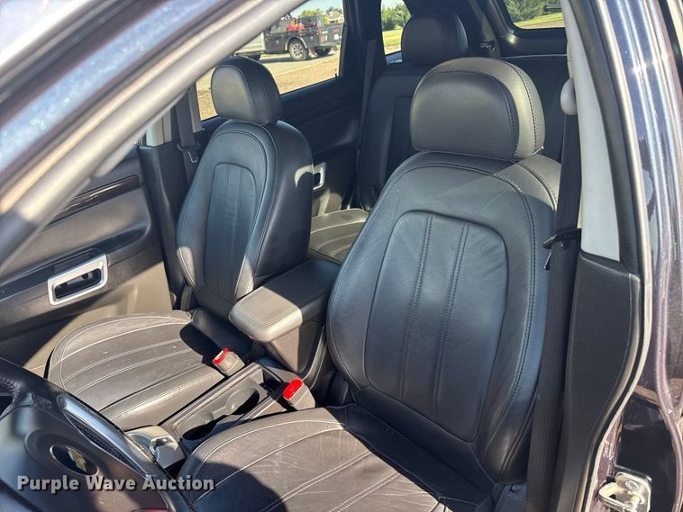 image for item FB6747 2015 Chevrolet Captiva SUV