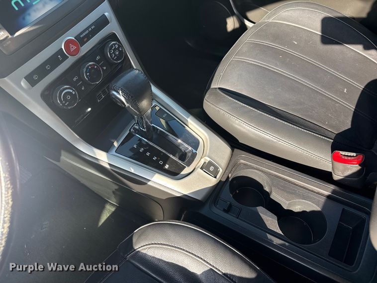 image for item FB6747 2015 Chevrolet Captiva SUV