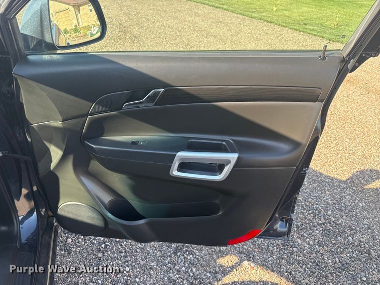 image for item FB6747 2015 Chevrolet Captiva SUV
