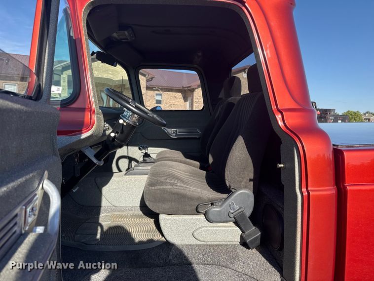 image for item FB6748 1960 Ford F100 pickup truck