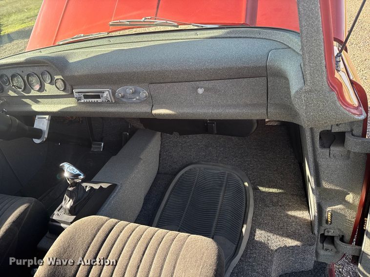 image for item FB6748 1960 Ford F100 pickup truck