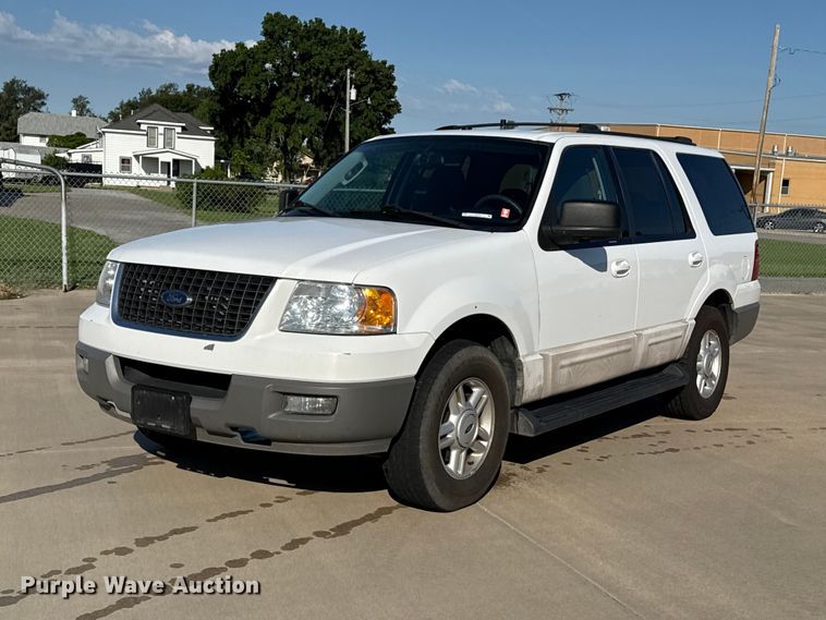 image for item FB6764 2003 Ford Expedition SUV