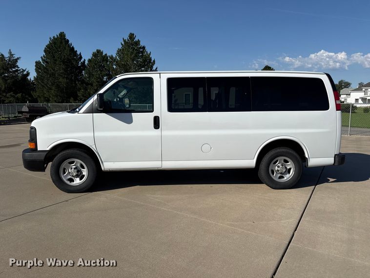 image for item FB6765 2008 Chevrolet Express 1500 van