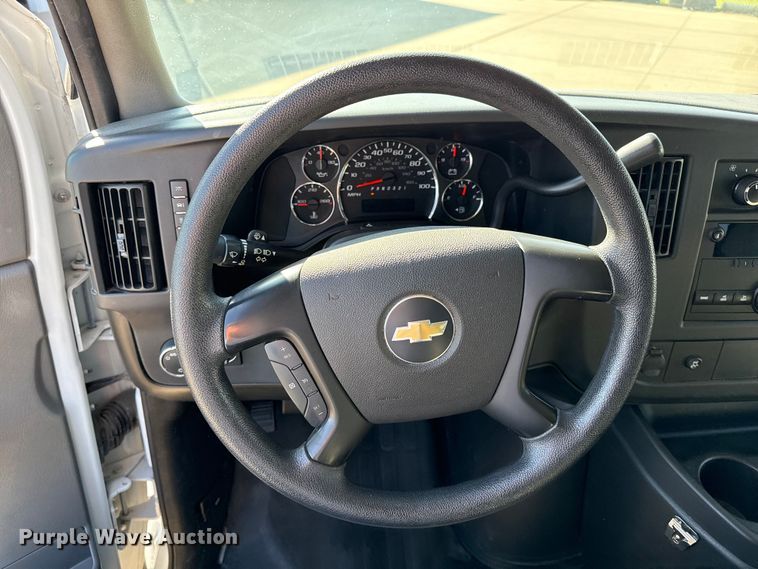 image for item FB6765 2008 Chevrolet Express 1500 van