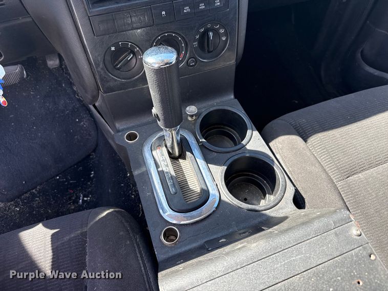image for item FB6772 2010 Ford Explorer XLT SUV