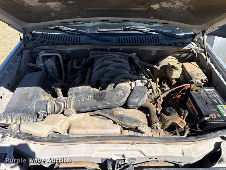 image for item FB6772 2010 Ford Explorer XLT SUV