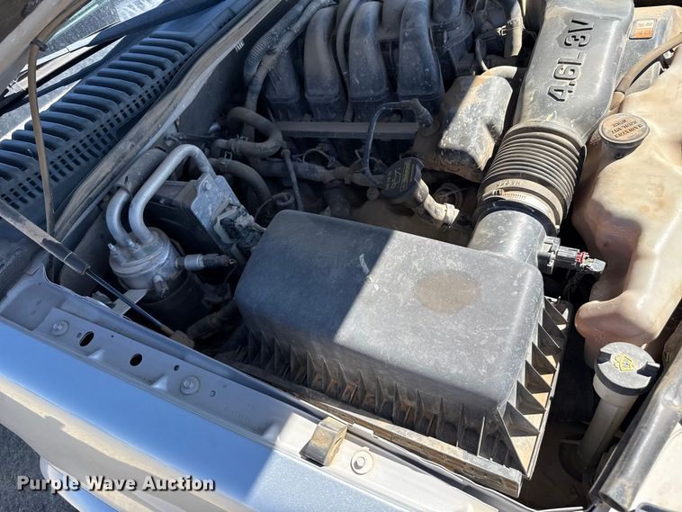image for item FB6772 2010 Ford Explorer XLT SUV