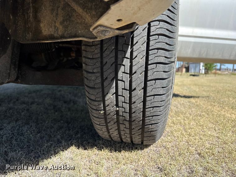 image for item FB6772 2010 Ford Explorer XLT SUV
