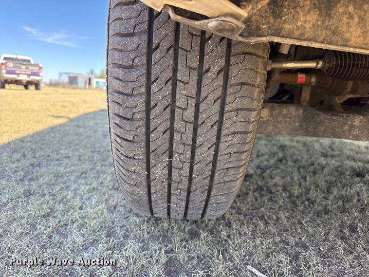 image for item FB6772 2010 Ford Explorer XLT SUV