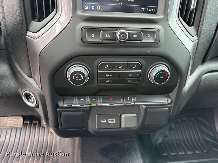 image for item FB6782 2022 Chevrolet Silverado 1500 Crew Cab pickup truck
