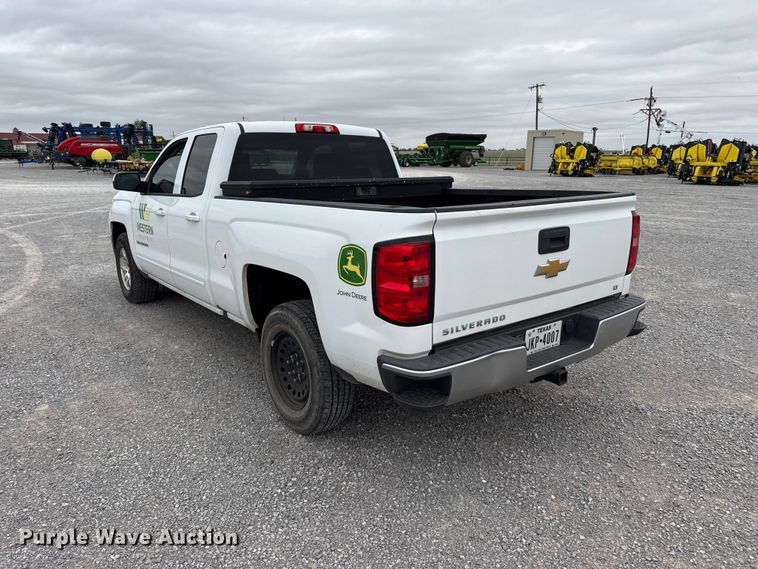 image for item FB6783 2017 Chevrolet Silverado 1500 Crew Cab pickup truck