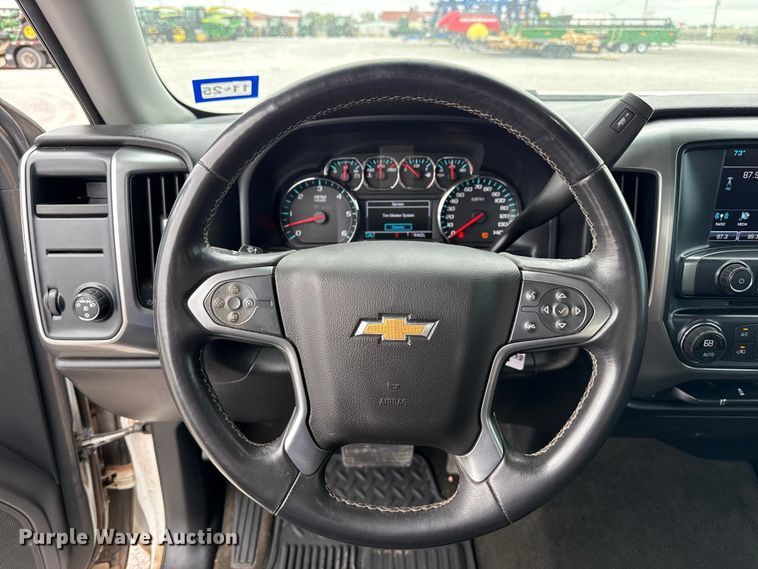 image for item FB6783 2017 Chevrolet Silverado 1500 Crew Cab pickup truck