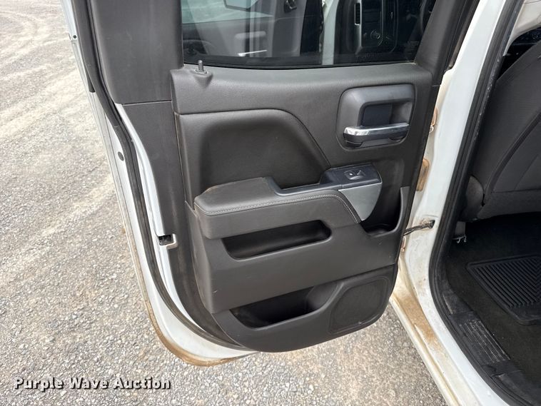 image for item FB6783 2017 Chevrolet Silverado 1500 Crew Cab pickup truck