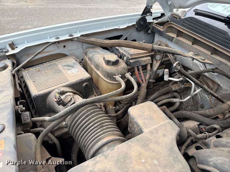 image for item FB6783 2017 Chevrolet Silverado 1500 Crew Cab pickup truck
