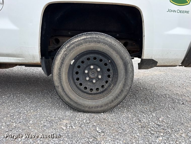 image for item FB6783 2017 Chevrolet Silverado 1500 Crew Cab pickup truck