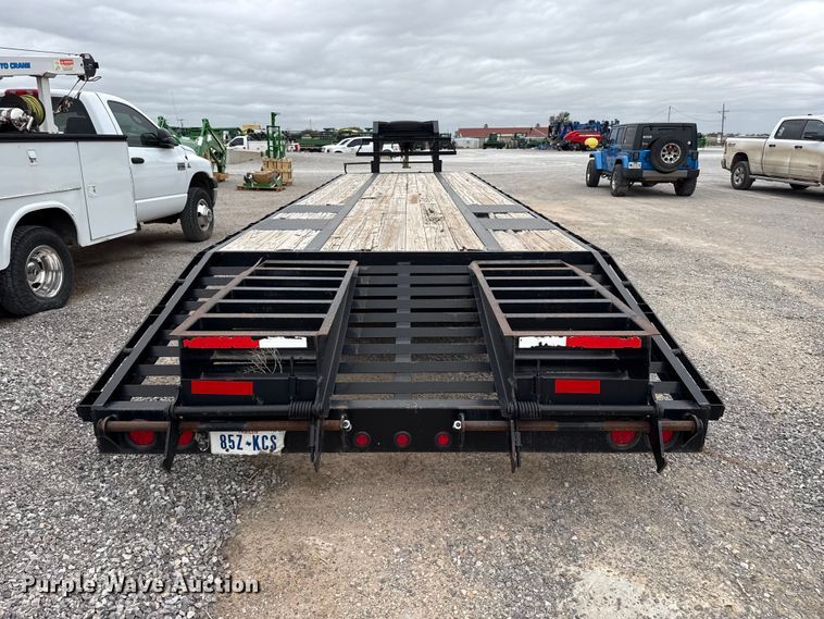 image for item FB6787 2009 Pro-Trak equipment trailer