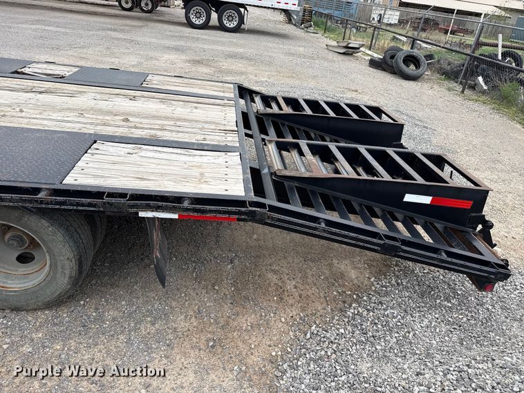 image for item FB6787 2009 Pro-Trak equipment trailer
