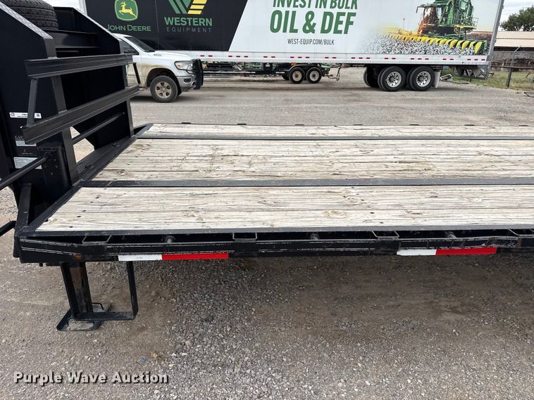 image for item FB6787 2009 Pro-Trak equipment trailer