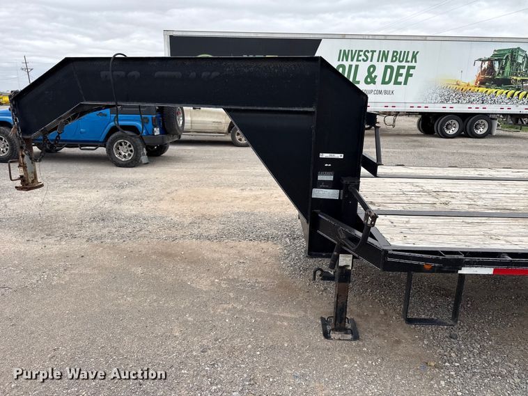 image for item FB6787 2009 Pro-Trak equipment trailer