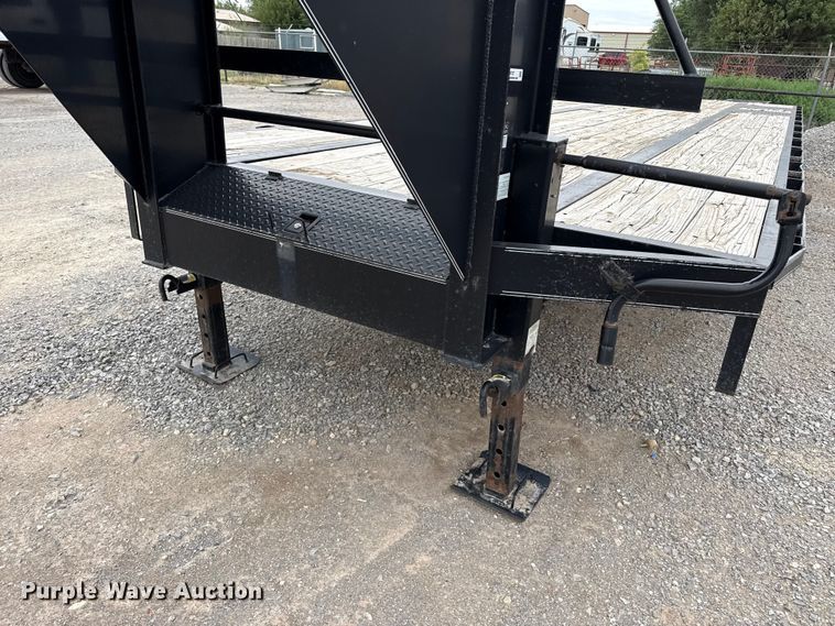 image for item FB6787 2009 Pro-Trak equipment trailer