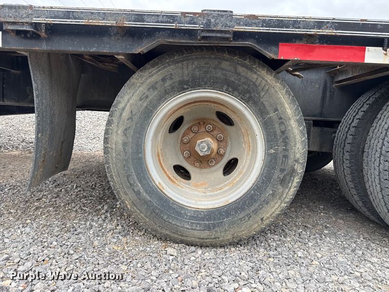 image for item FB6787 2009 Pro-Trak equipment trailer