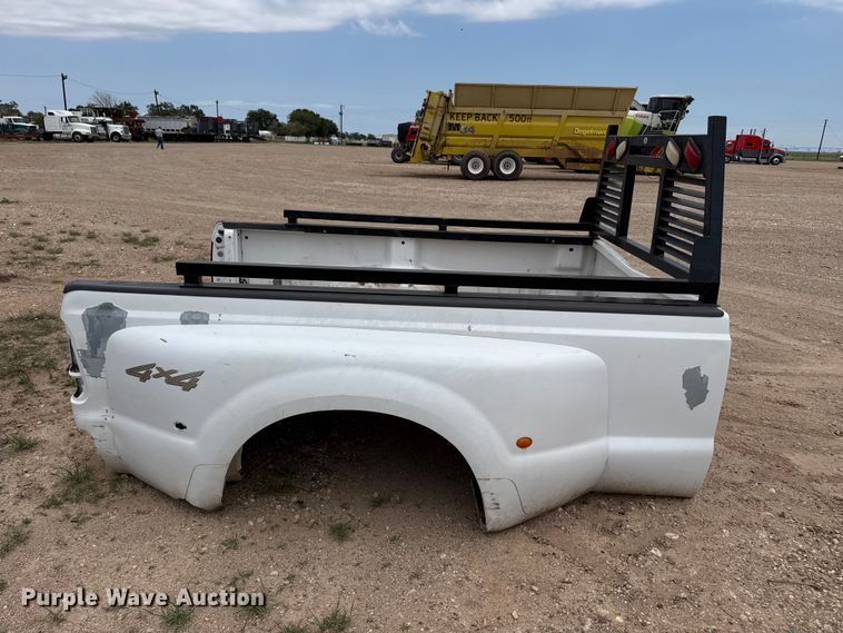 image for item FB6815 Pickup truck bed