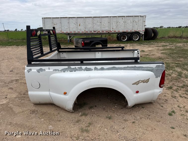 image for item FB6815 Pickup truck bed