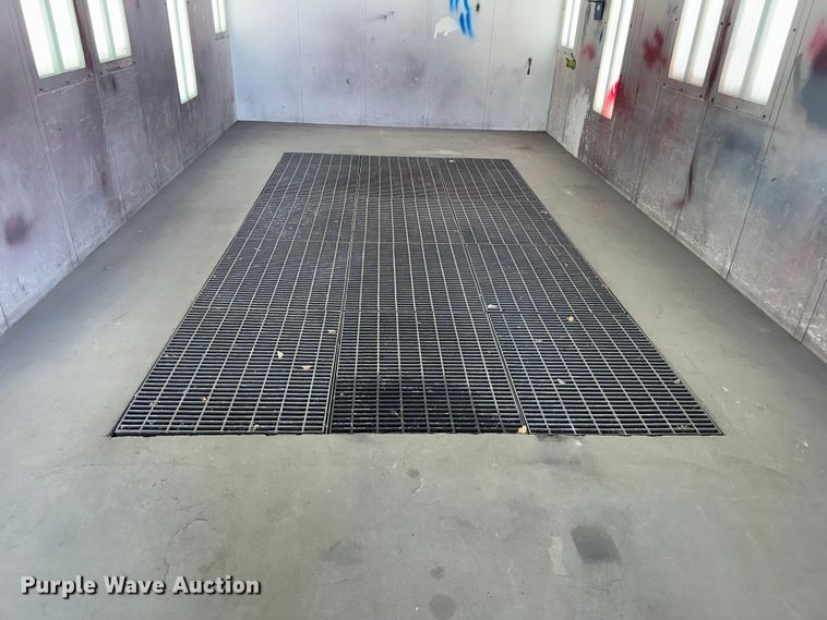 image for item FB6825 Paint booth