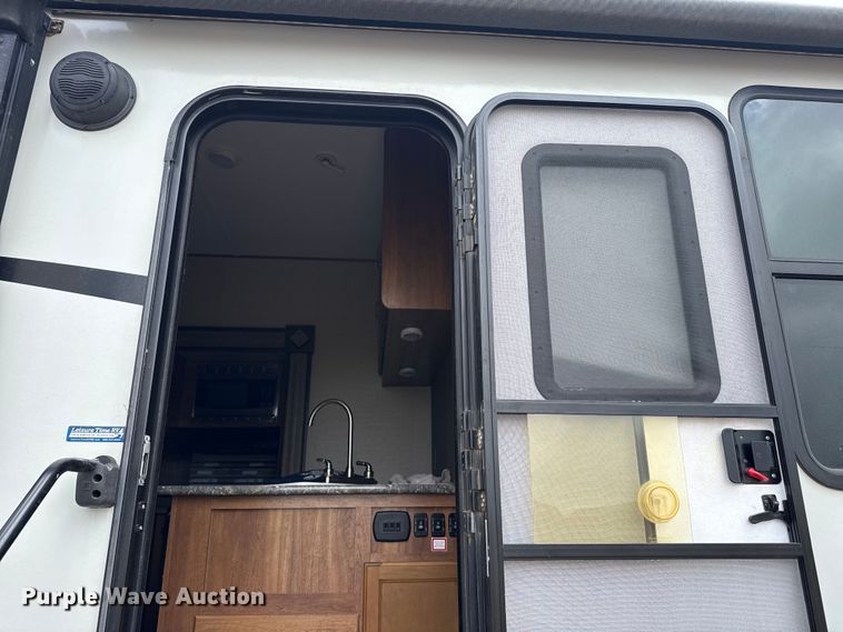 image for item FB6828 2016 Keystone Springdale SG278 camper