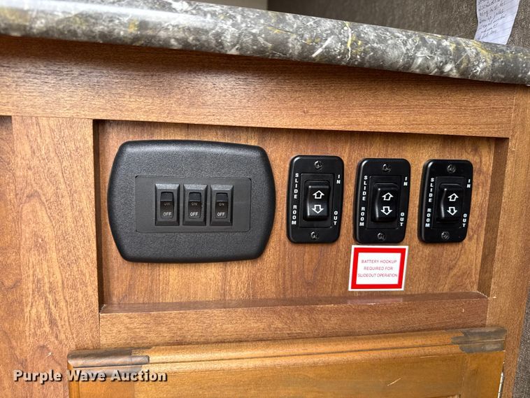 image for item FB6828 2016 Keystone Springdale SG278 camper