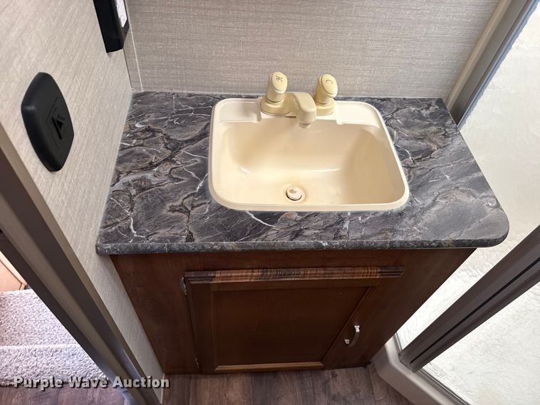 image for item FB6828 2016 Keystone Springdale SG278 camper
