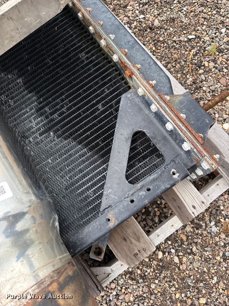 image for item FB6829 Truck parts