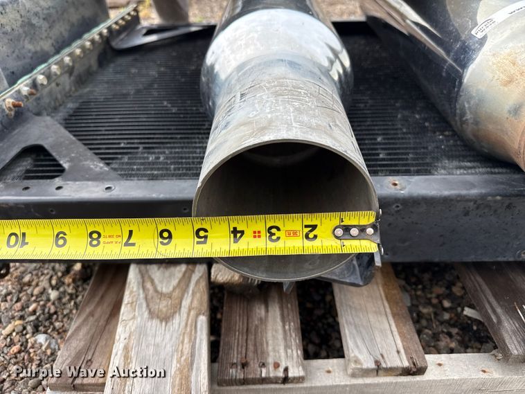 image for item FB6829 Truck parts